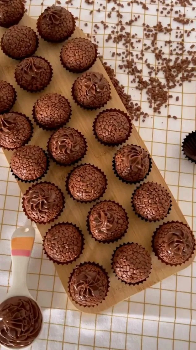 Tabla de brigadeiros lista para empacar